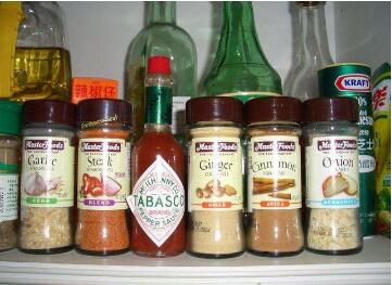 All kinds of condiments
