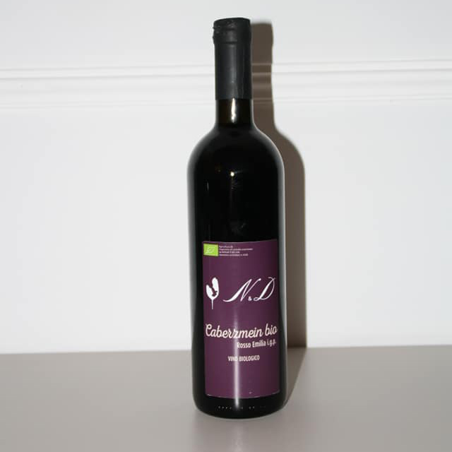 Supply Organic Caberzmein  Wine from Italy