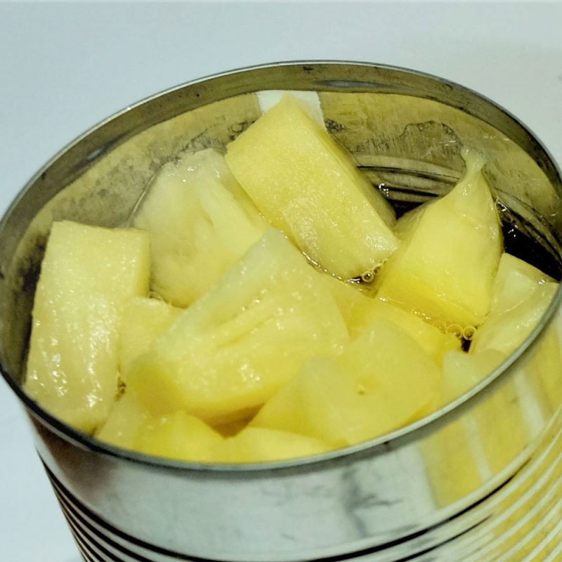 Canned pineapple in light syrup