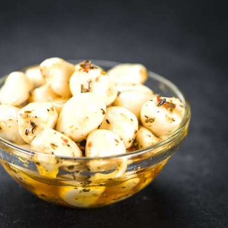 Organic Marinated Garlic in Oil Glass Jar Condiment 190g