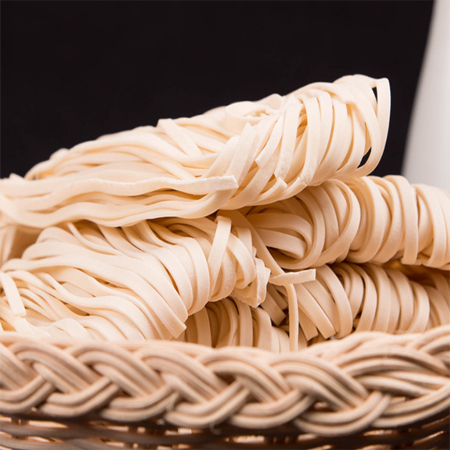 Taiwan imported hand-made raw noodles, quanheguanmiao hand-made ramen, weijindao hand-made ramen, convenient food, Taiwan fresh food factory
